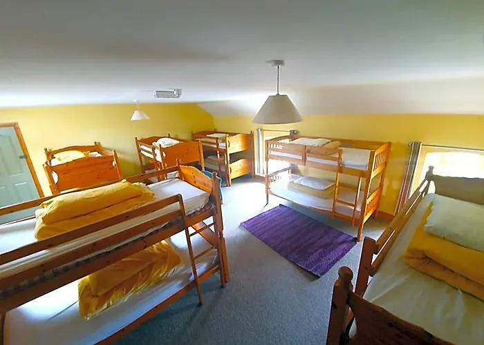 Slane Farm Hostel, Cottages And Camping