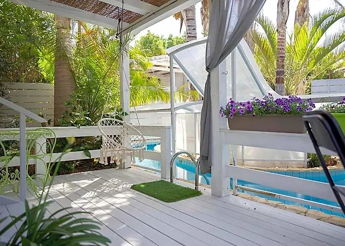 Eili Suites