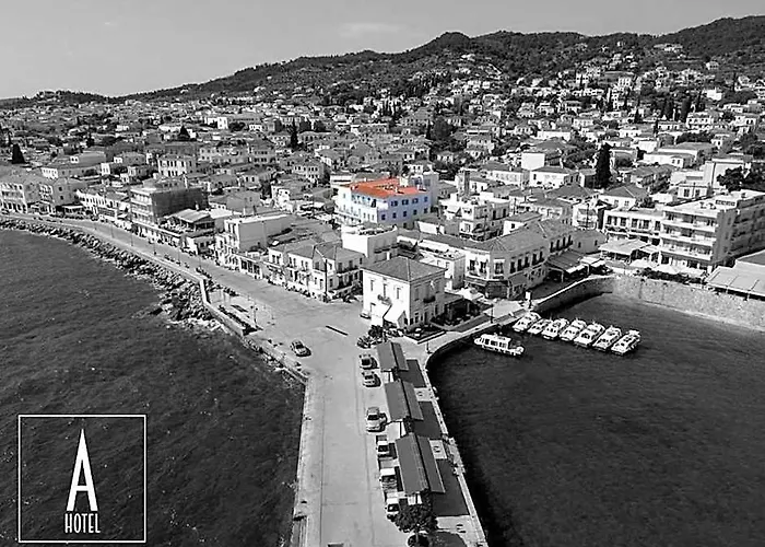 A Hotel Faros