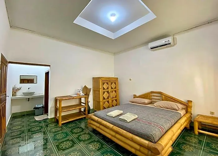 Duyung Rooms And Resto