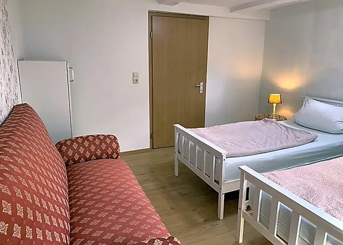 Ferienwohnung Im Alten Fachwerkhaeuschen Naehe Edersee 1 Schlafzimmer, Garten, Parkplatz - Wohnung 2 Von 3