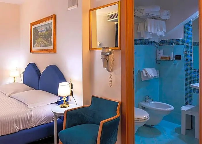 International Hotel & Suite