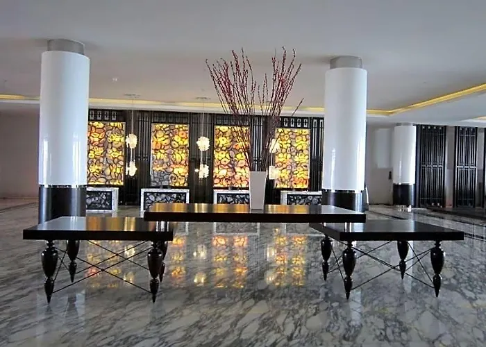 Dreamland Paradise Hotel