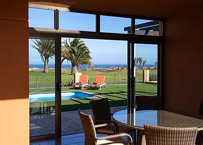 Villas Caleta Beach & Golf