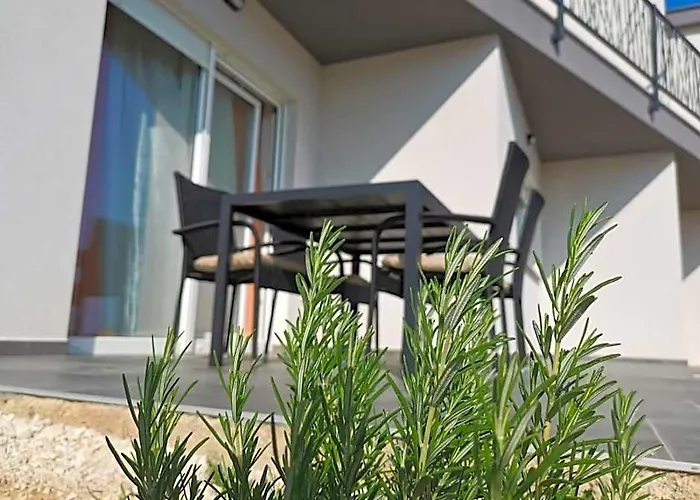 Apartment Eden