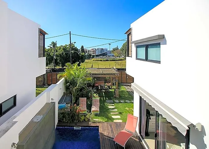 Villa Grain De Cafe, 4 Chambres Piscine Acces Plage