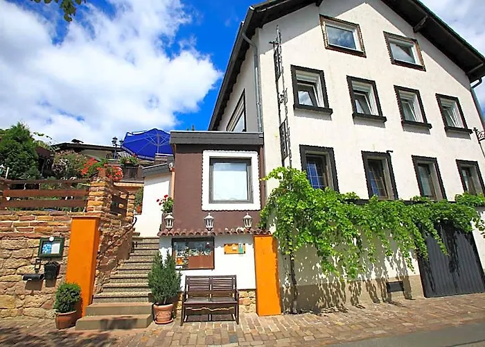 Pension Weinberg Mit Landhaus Nizza
