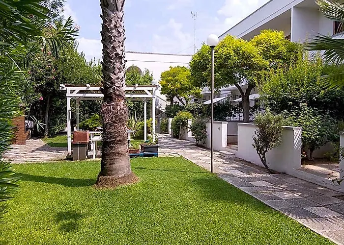 Residence Borgo Latino- Localo