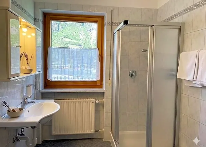 Residence Feldhof - Ferienwohnungen Mit Bergblick Im Vinschgau Inklusive Guestpass
