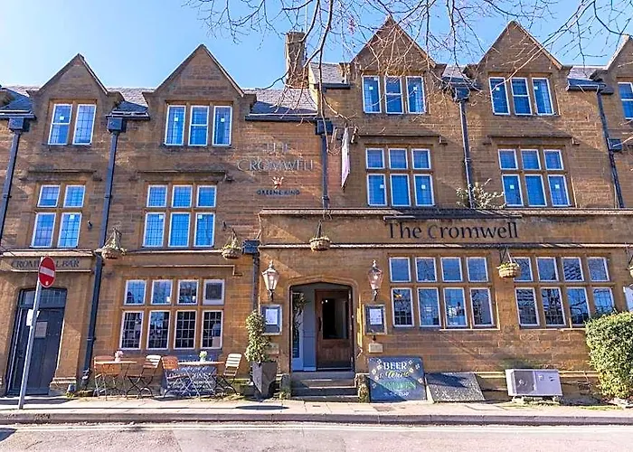 Cromwell Lodge Hotel By Greene King Inns