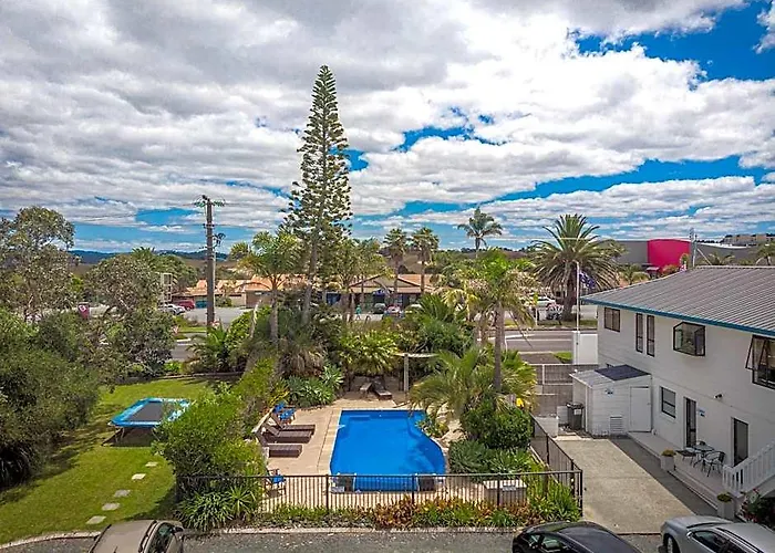 Snells Beach Motel