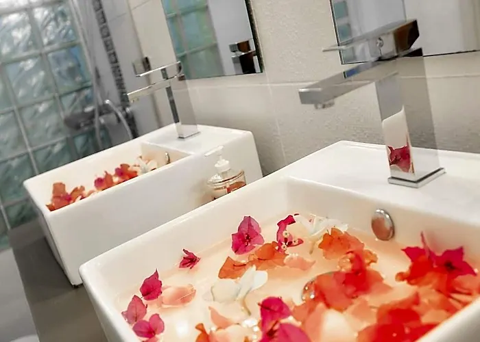 Esprit Libre Restaurant & Guest House