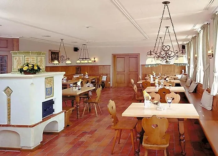 Hotel Und Landgasthof Altwirt