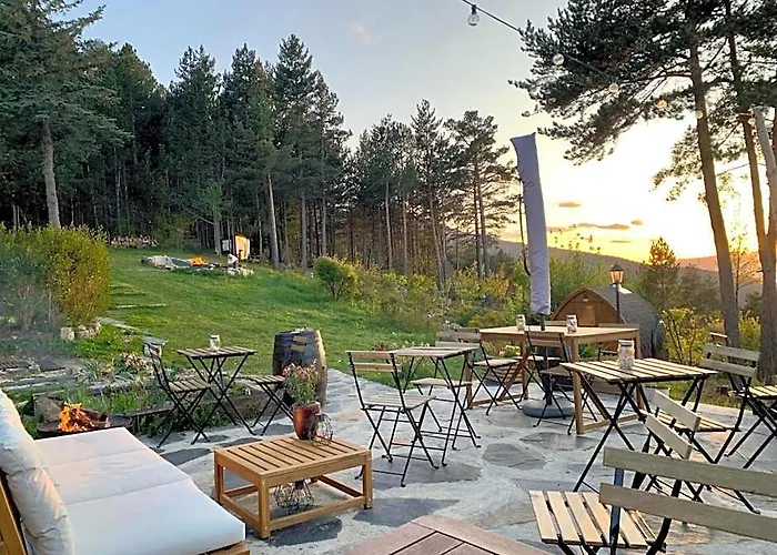 Minds & Mountains Eco Lodge