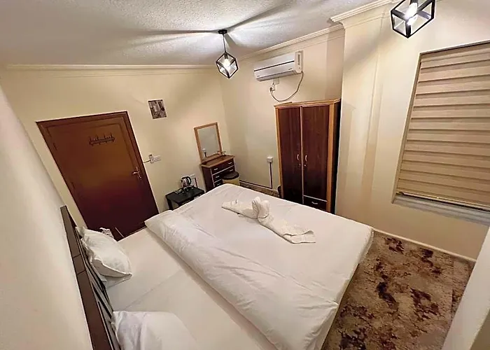 Raqeem Hotel