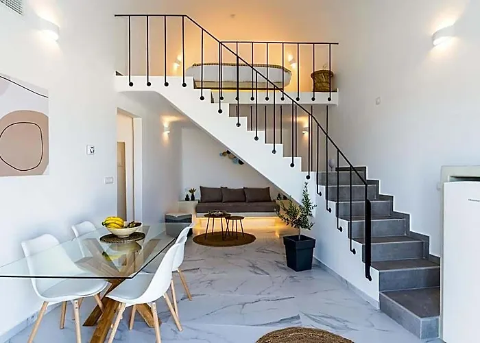Lavadoze Luxury Suites