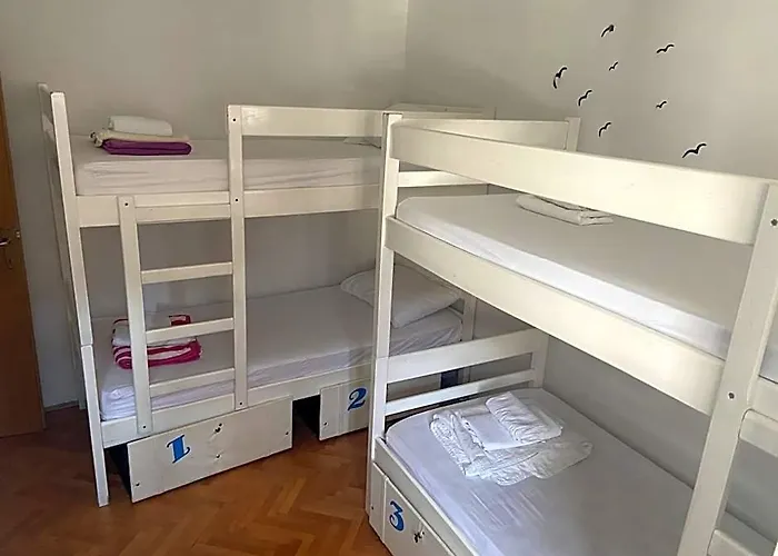 Hostel Omis