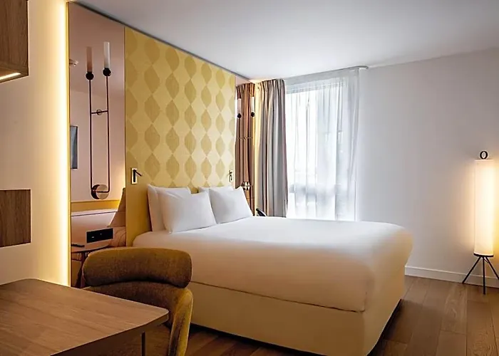 Hotel Kyriad Prestige Paris Asnieres