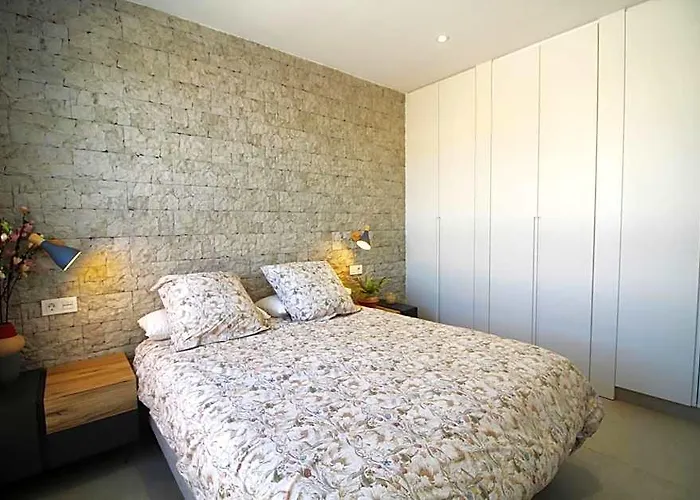 Three Bedroom Seaside Penthouse In Mar De Cristal
