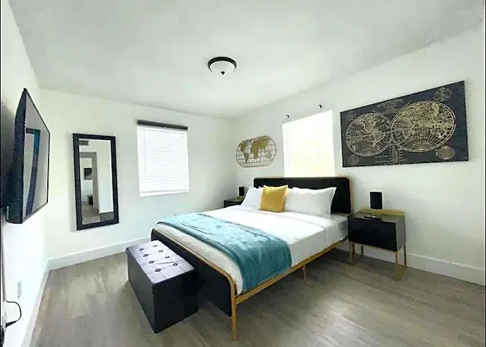Ecostays Comfort Apartment Near Miami Airport 308