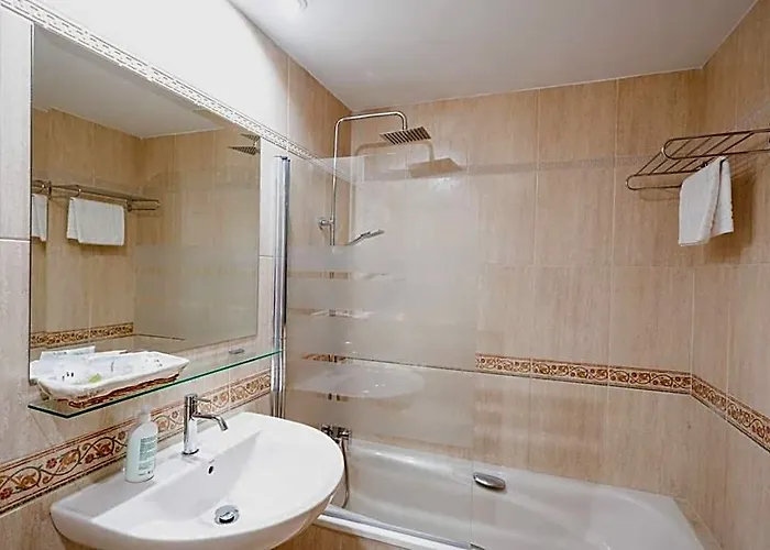 Apartamentos Genova Parquesol