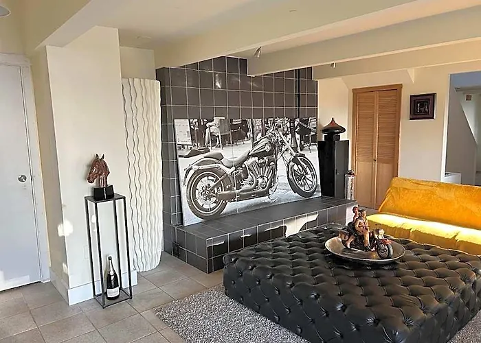 Cypress: Private Bedroom/Bathroom/Office, With Shared Pool, Hot Tub
