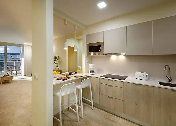 Marinell Collection Palm-Mar