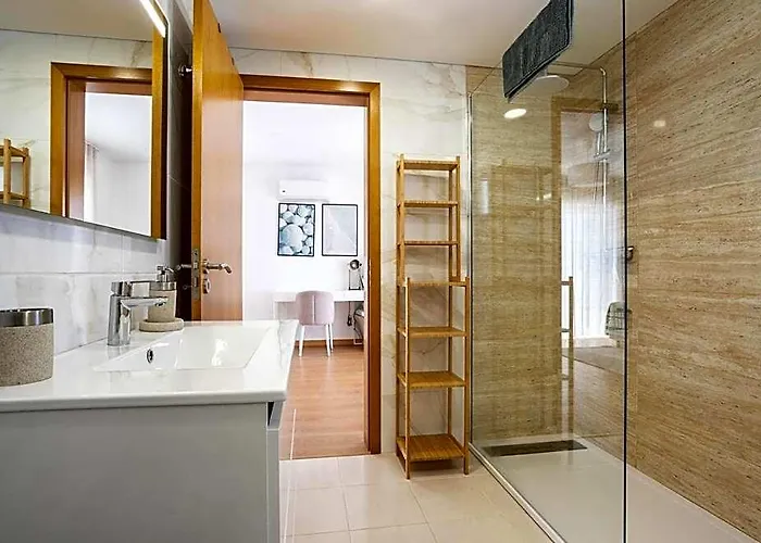 Fresh & Breezy Tavira Apartment
