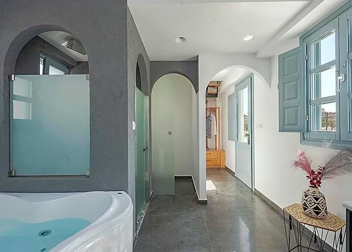 Blackstone Luxury Suites