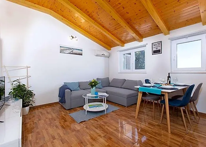 The Rooftop Apartment Punat