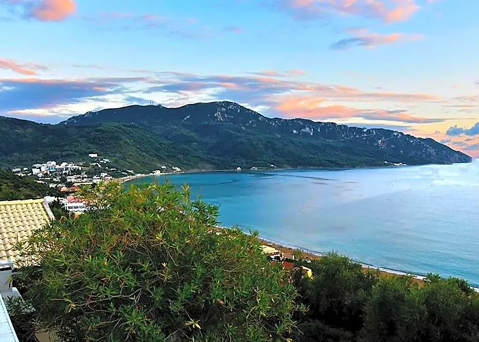 Delfini Resort