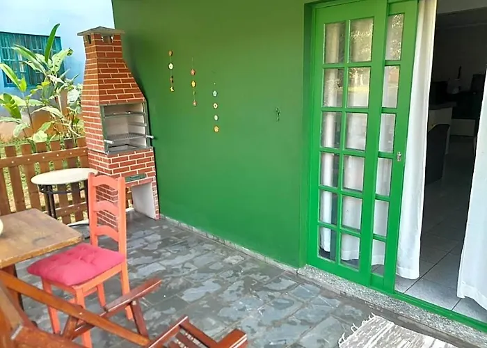 Flor Casa 2 Dorms Com Ar, Churrasqueira, Cond Fech, Piscina