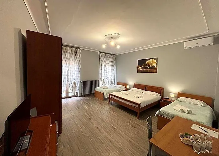Domus Hotel