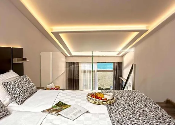 Pearl Seabreeze Suites