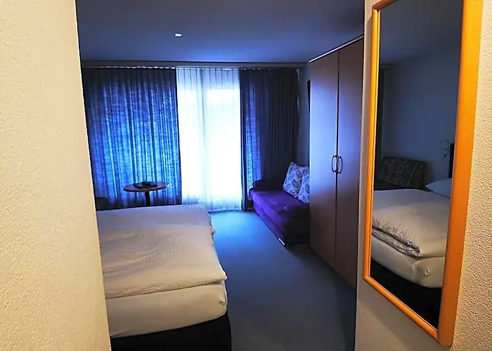 Hotel Crystal