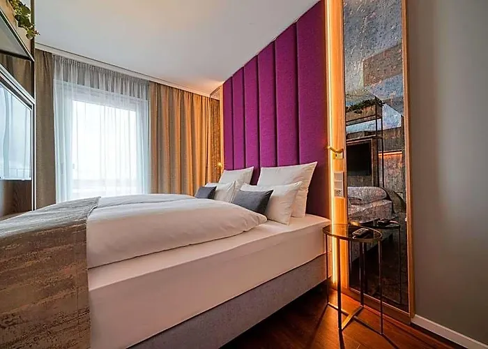 Voya Hotel