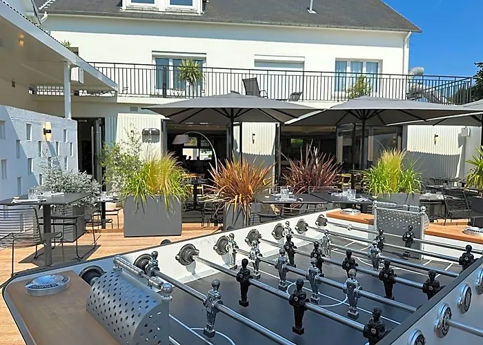 Logis Hotel & Restaurant Le Vert Bocage