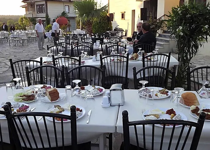 Hamsilos Tatil Koyu Apart Hotel