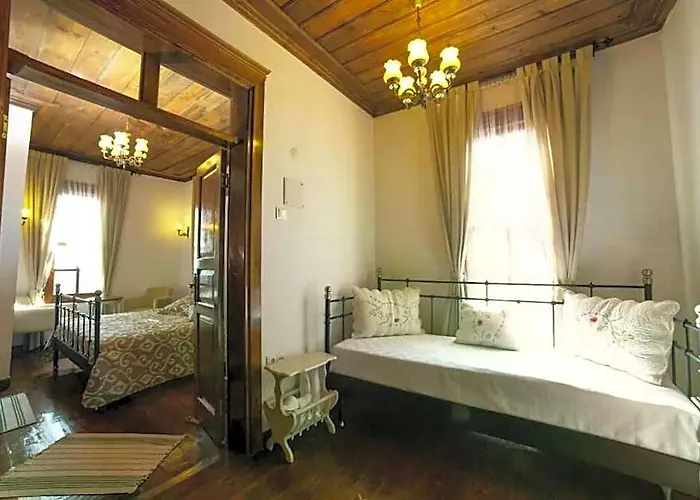 Aristonicus Boutique Hotel