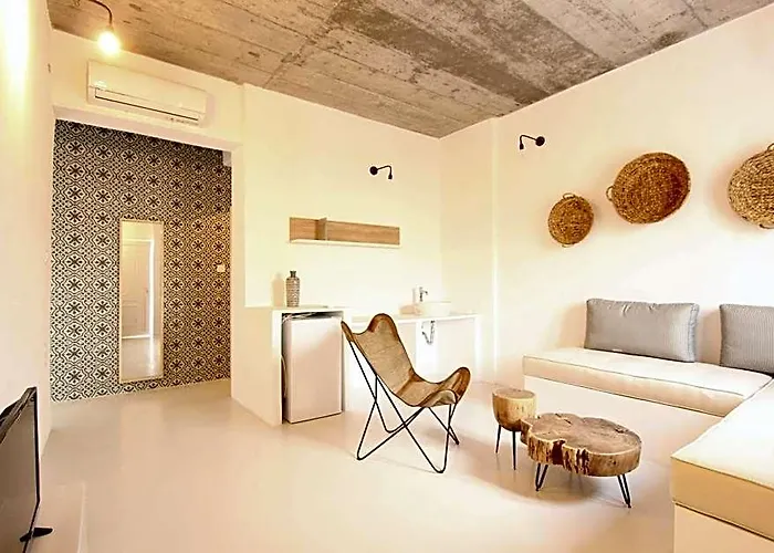 Mesanto Luxury Suites