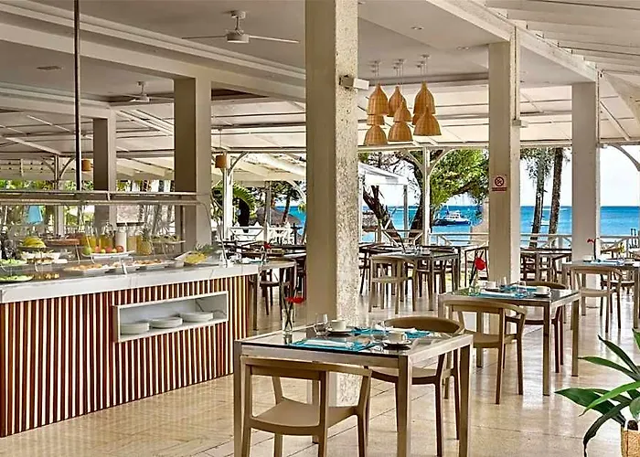 Coral Azur Beach Resort Mont Choisy
