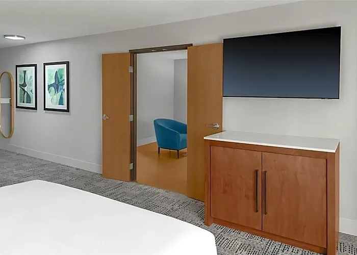 Doubletree By Hilton Owatonna