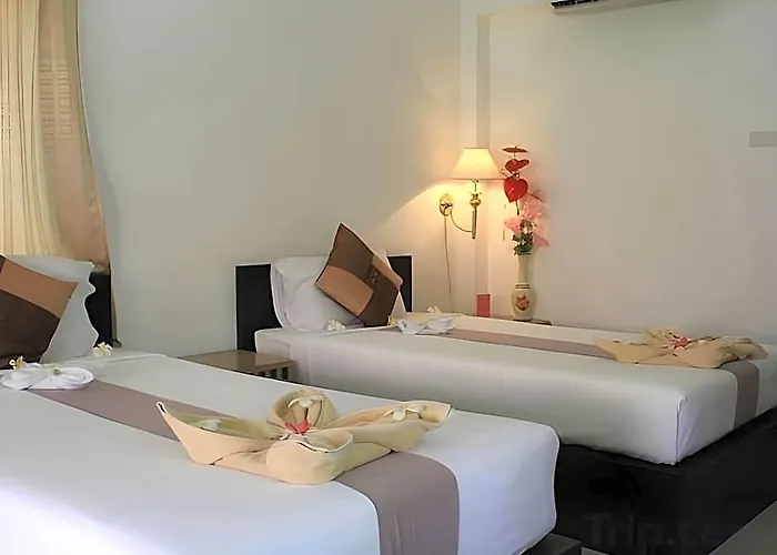 Aquavana Haad Rin Resort