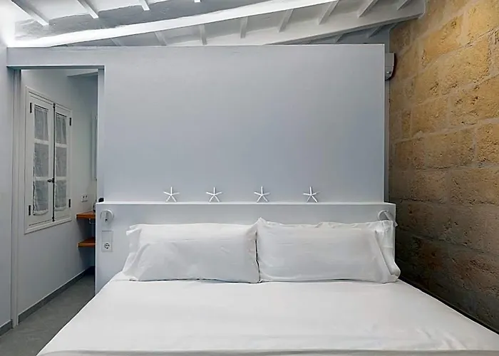 S'Enclova Petit Hotel