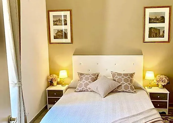 Mama Roma Domus Bed and Breakfast