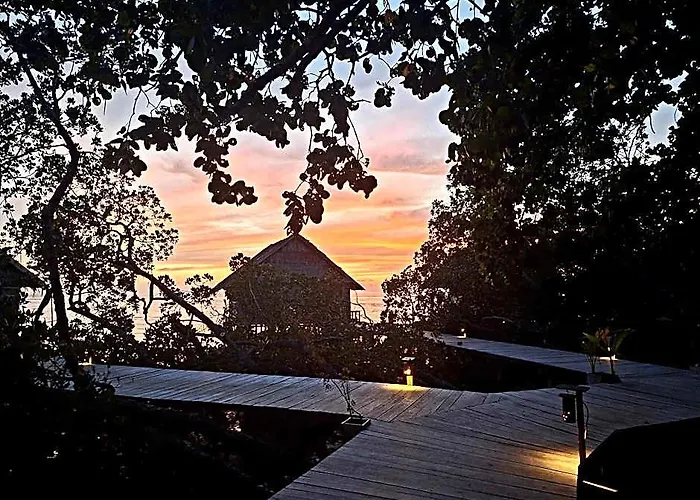 Methos Homestay - Raja Ampat