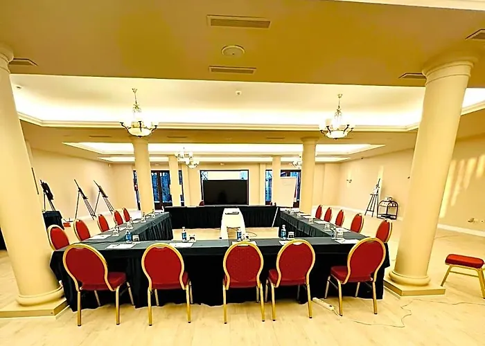 Palacio De Miraflores