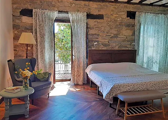 Hotel Doña Lola