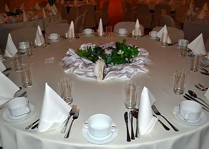 Hotel Akor