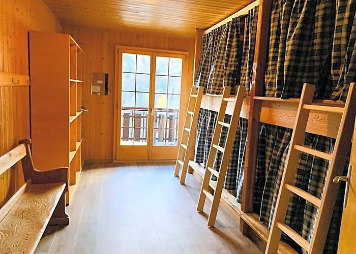 Freeride Hostel Restaurant & Camps